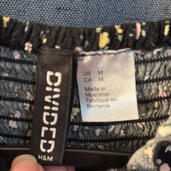 H&M Black Midi Sundress with Spaghetti Straps and Sweetheart Neckline size M - Picture 2 of 5